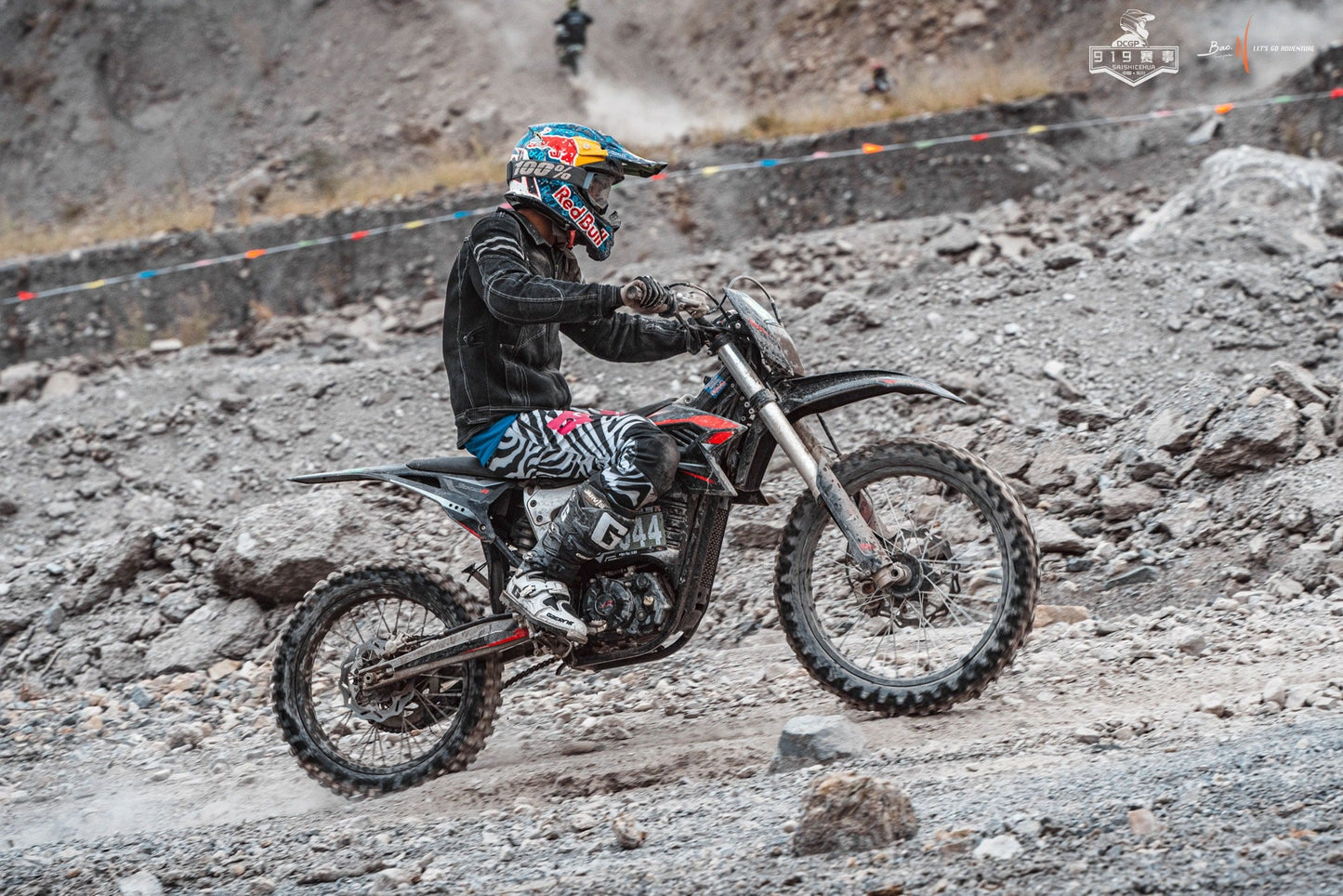 MotoTec Venom 72V 12000W Electric Dirt Bike — 77 MPH High Performance