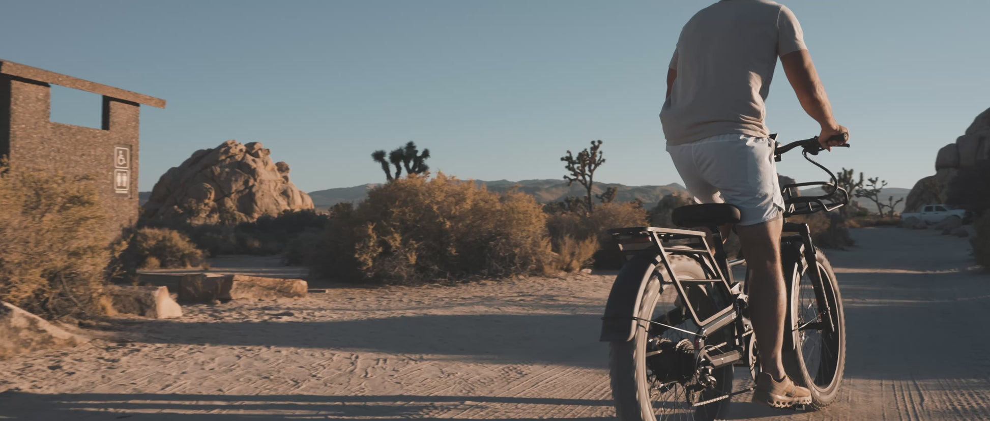 Himiway D5 2.0 Camo electric bike riding video