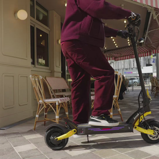Kaabo Warrior X Max electric scooter product demonstration video